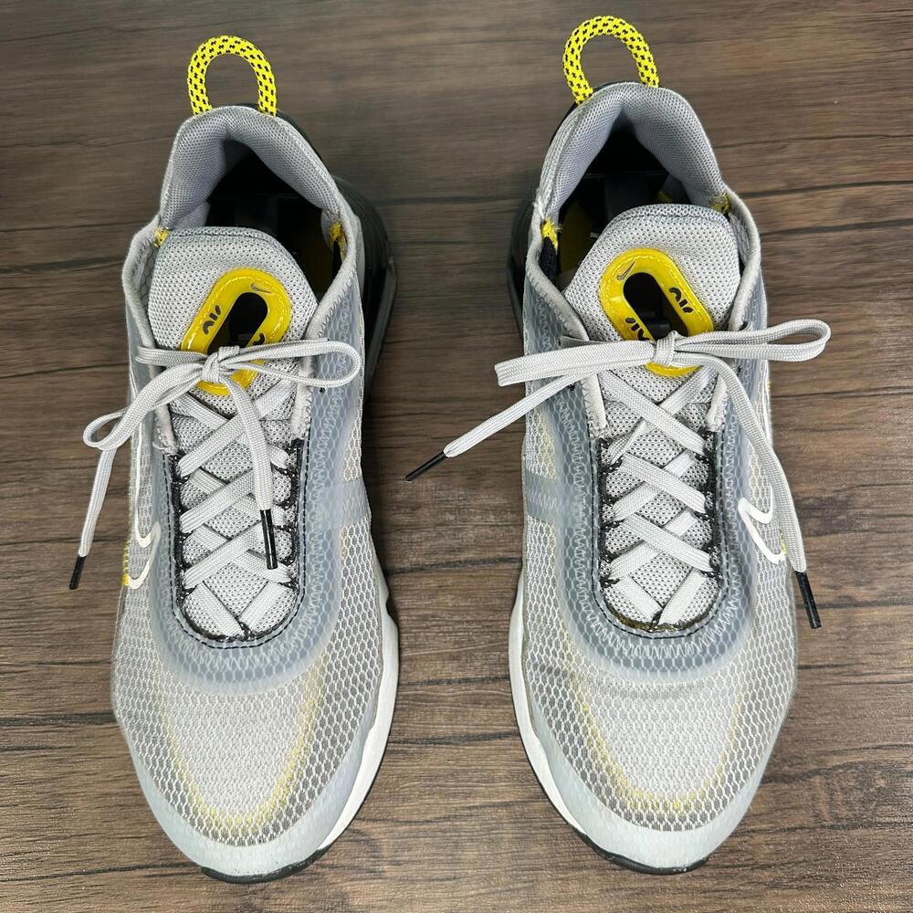 Nike Air Max 2090 Boys Sneakers Black/White Running Casual Shoes Size 7Y Youth